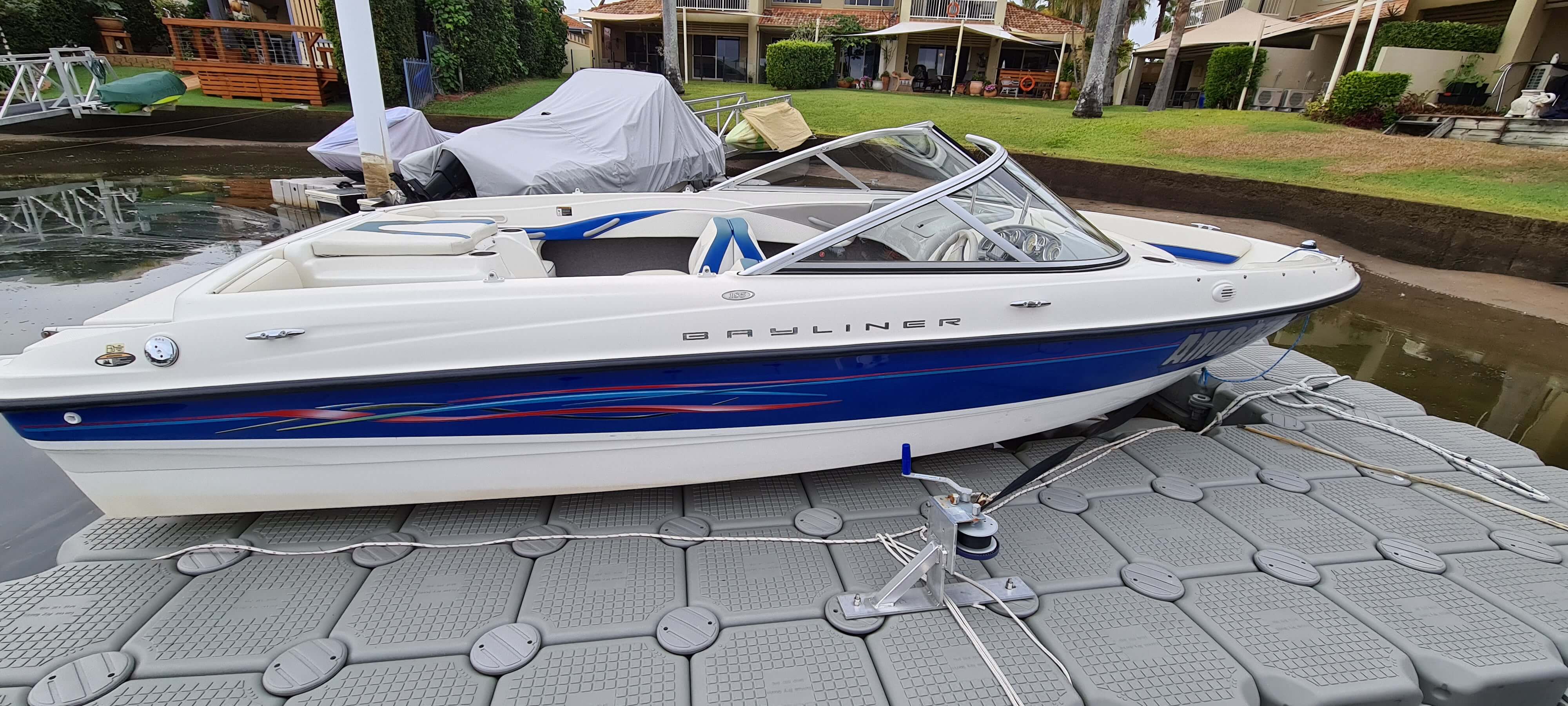 Marine Auctions - 2006 Bayliner 185 Bowrider (no trailer)